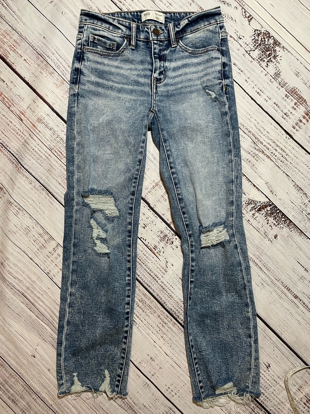 BKE Universal Fit Mid Rise Cropped Straight. Size 25.